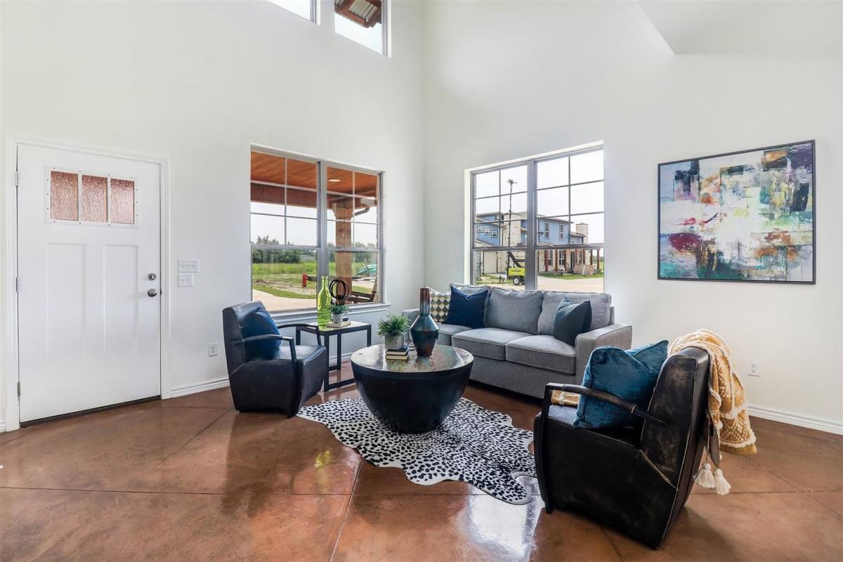 Townhouse for rent at 206 Perch Dr, Quinlan, TX 75474