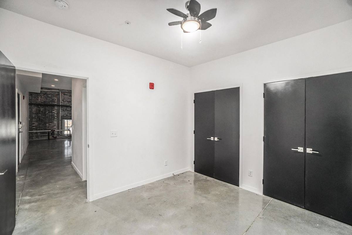 Apartment for rent at 2645 Madison Ave, Kansas City, MO 64108