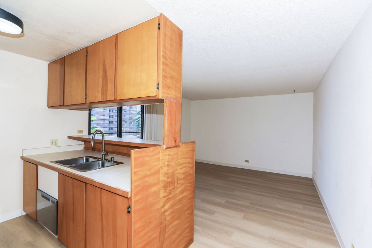 Apartment for rent at 1441 Piikoi St, Honolulu, HI 96822