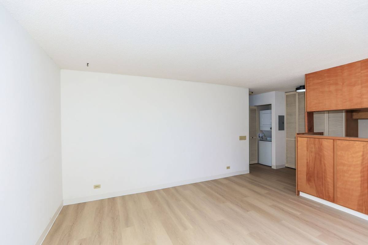 Apartment for rent at 1441 Piikoi St, Honolulu, HI 96822