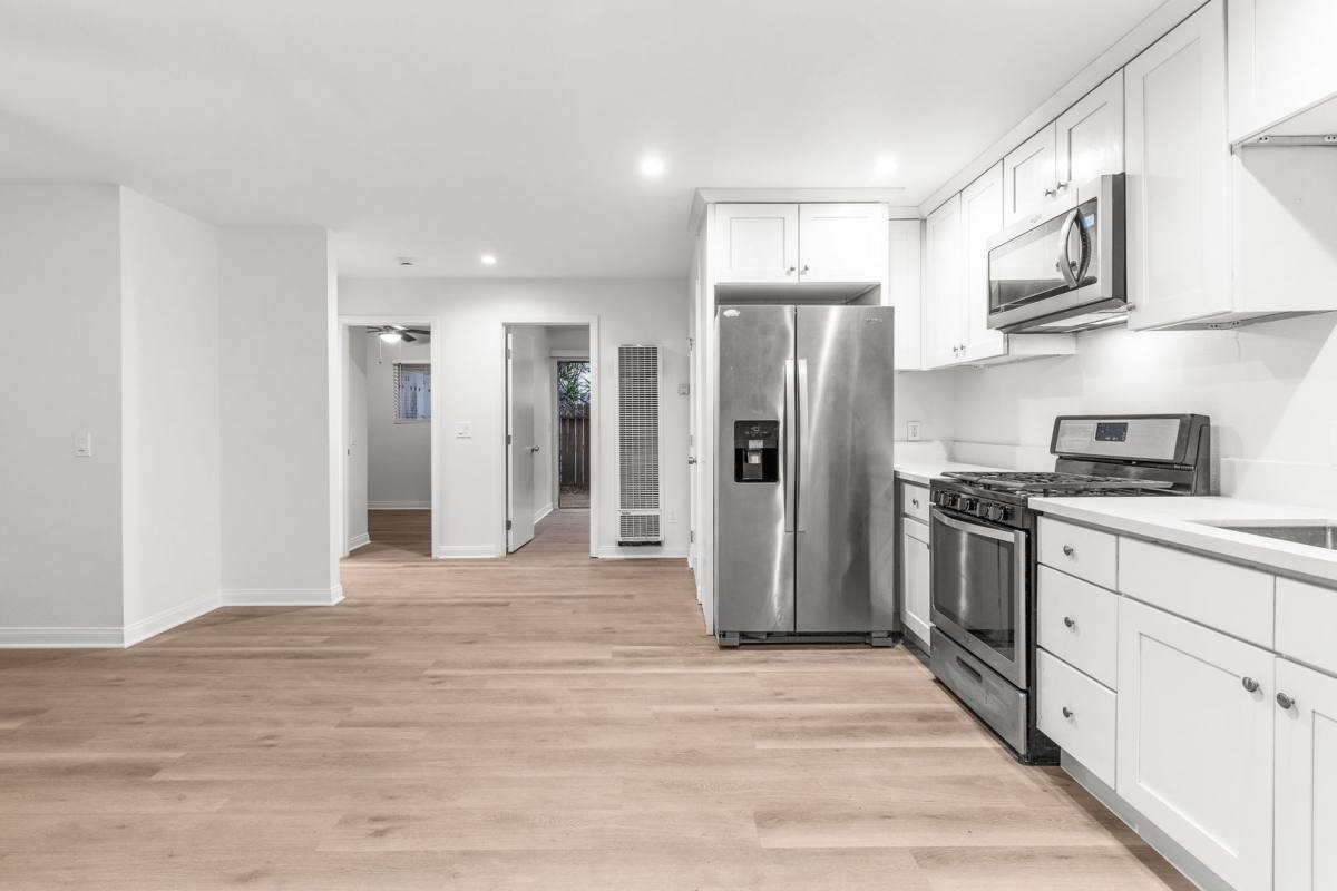 Apartment for rent at 3032 E 7th St, Long Beach, CA 90804