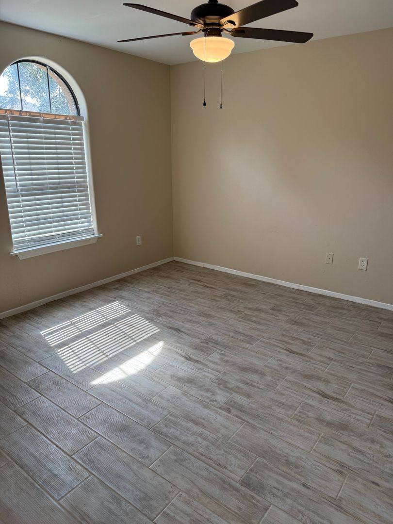 Apartment for rent at 2107 Kimberly Lane, Edinburg, TX 78539