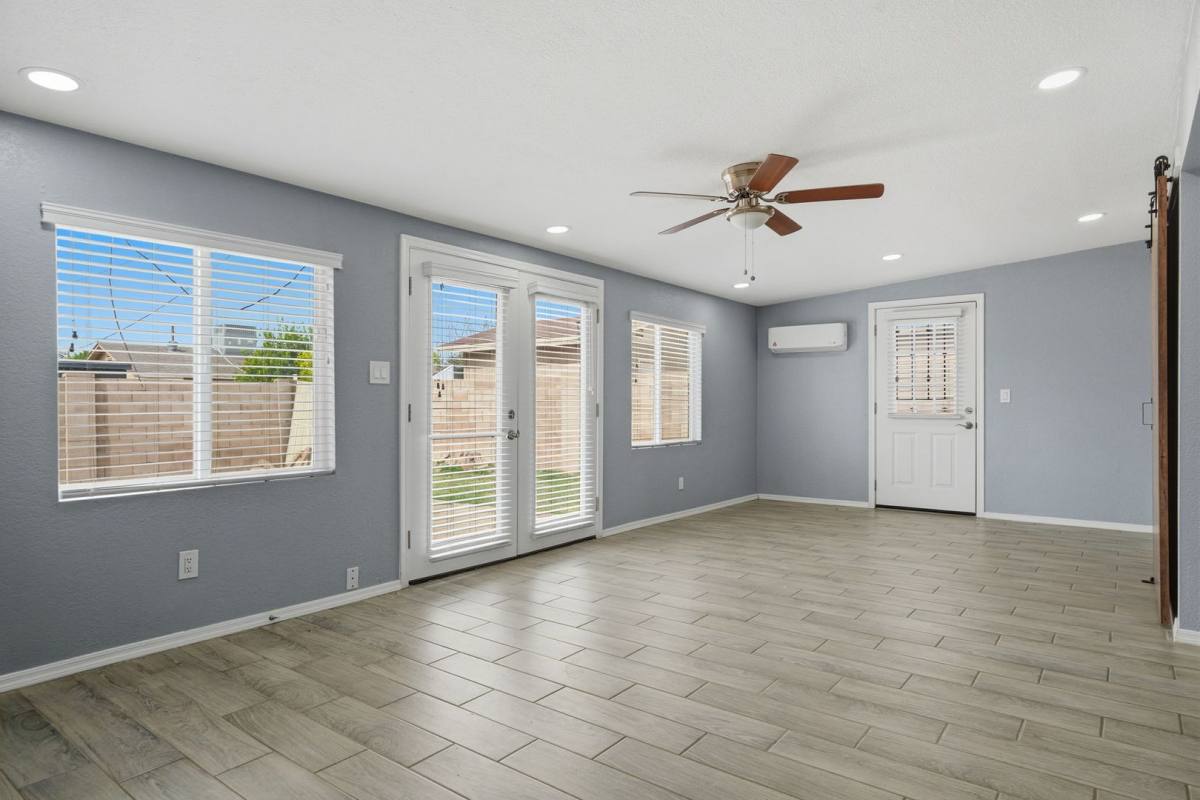 House for rent at 2934 N 79th Lane, Phoenix, AZ 85033