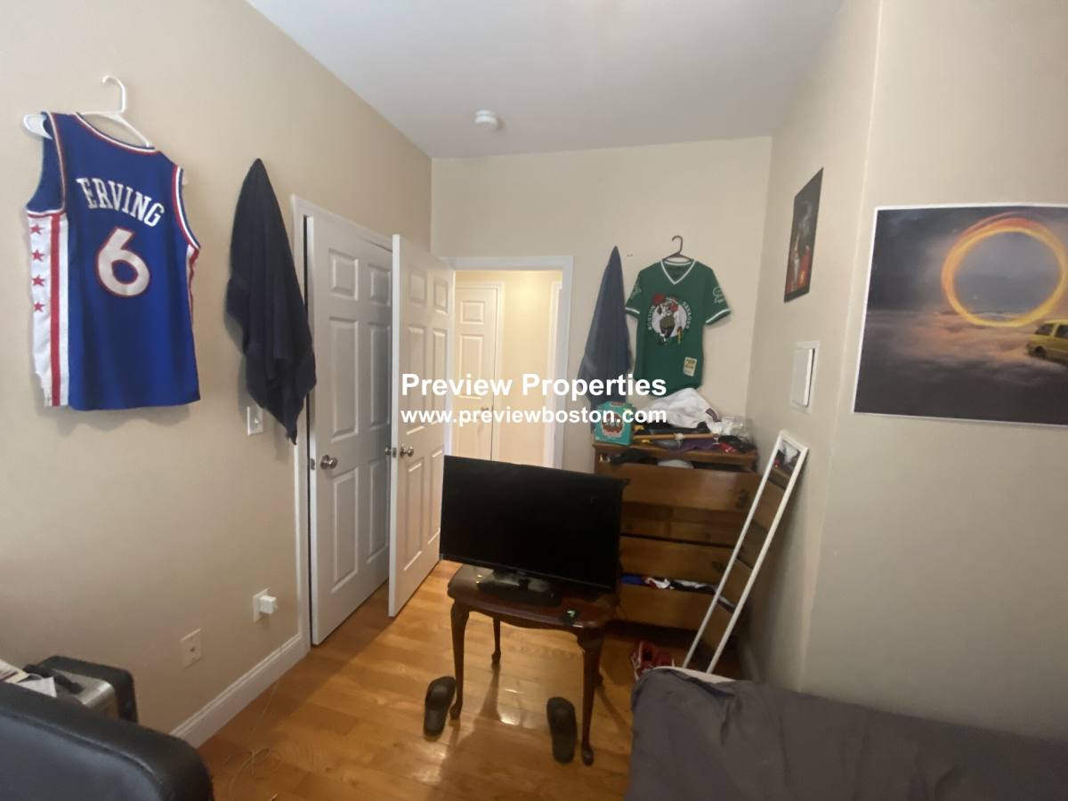 Apartment for rent at 30 Circuit St #3P, Boston, MA 02118