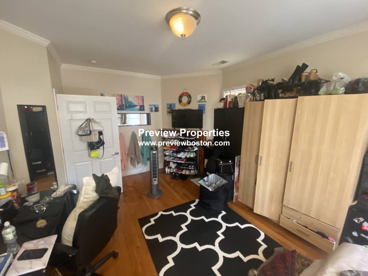 Apartment for rent at 30 Circuit St #3P, Boston, MA 02118