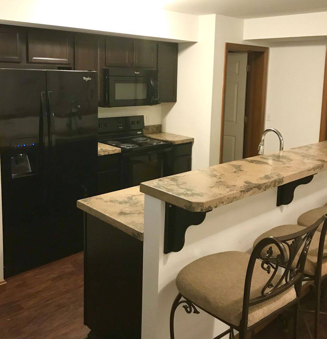Apartment for rent at 112 College Ave, Greensburg, PA 15601