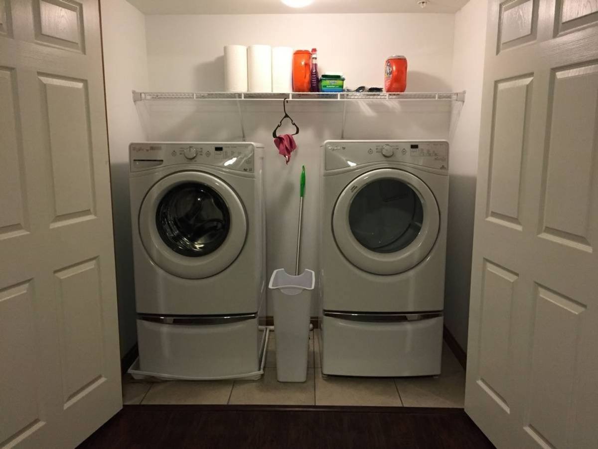 Apartment for rent at 112 College Ave, Greensburg, PA 15601