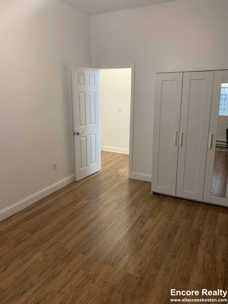 Apartment for rent at 111 Norway St #105, Boston, MA 02115