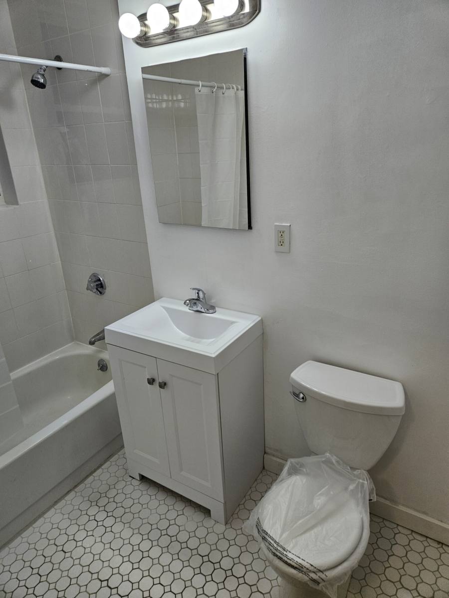 Apartment for rent at 111 Norway St #105, Boston, MA 02115