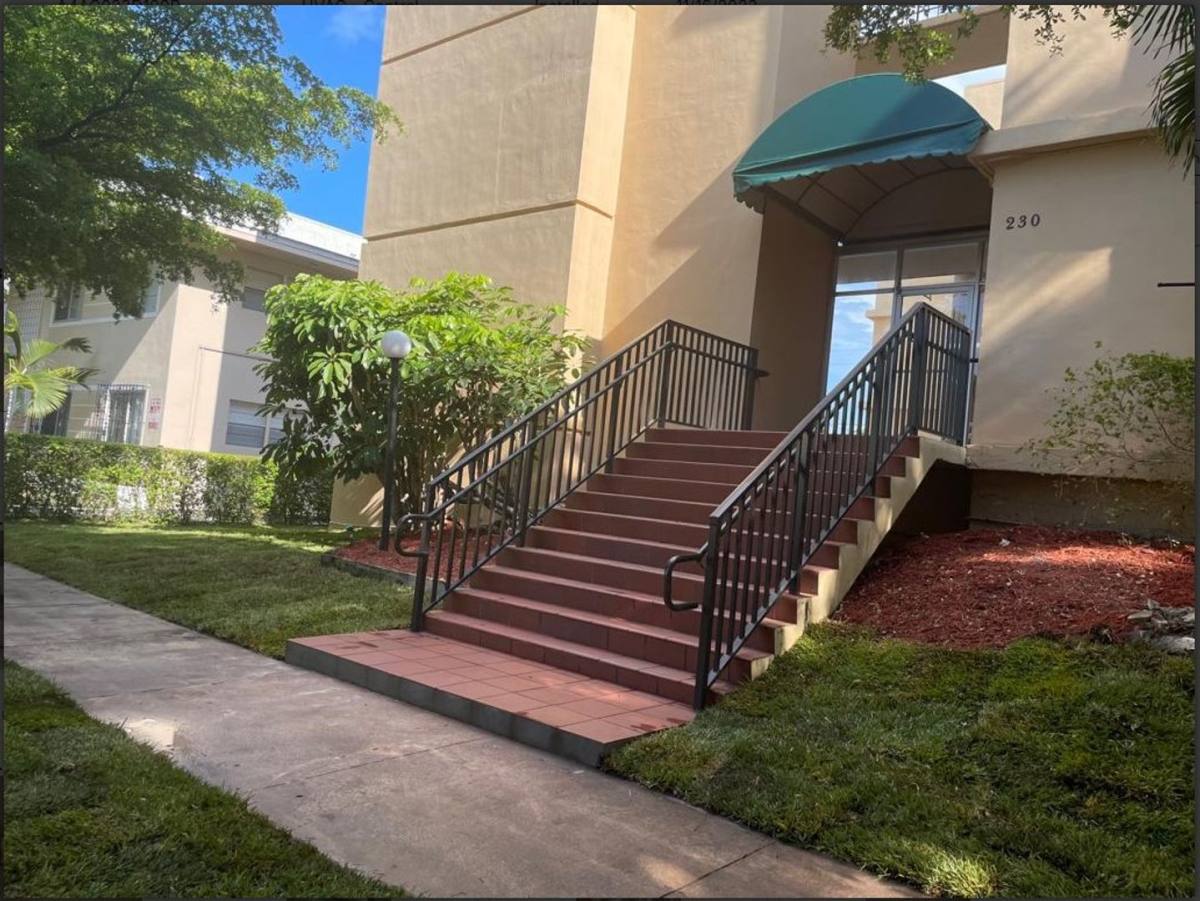Apartment for rent at 230 Calabria Ave, Miami, FL 33134