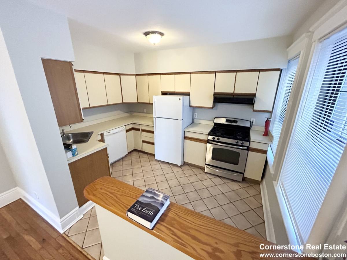 Apartment for rent at 1758 Commonwealth Ave #1, Brighton, MA 02135