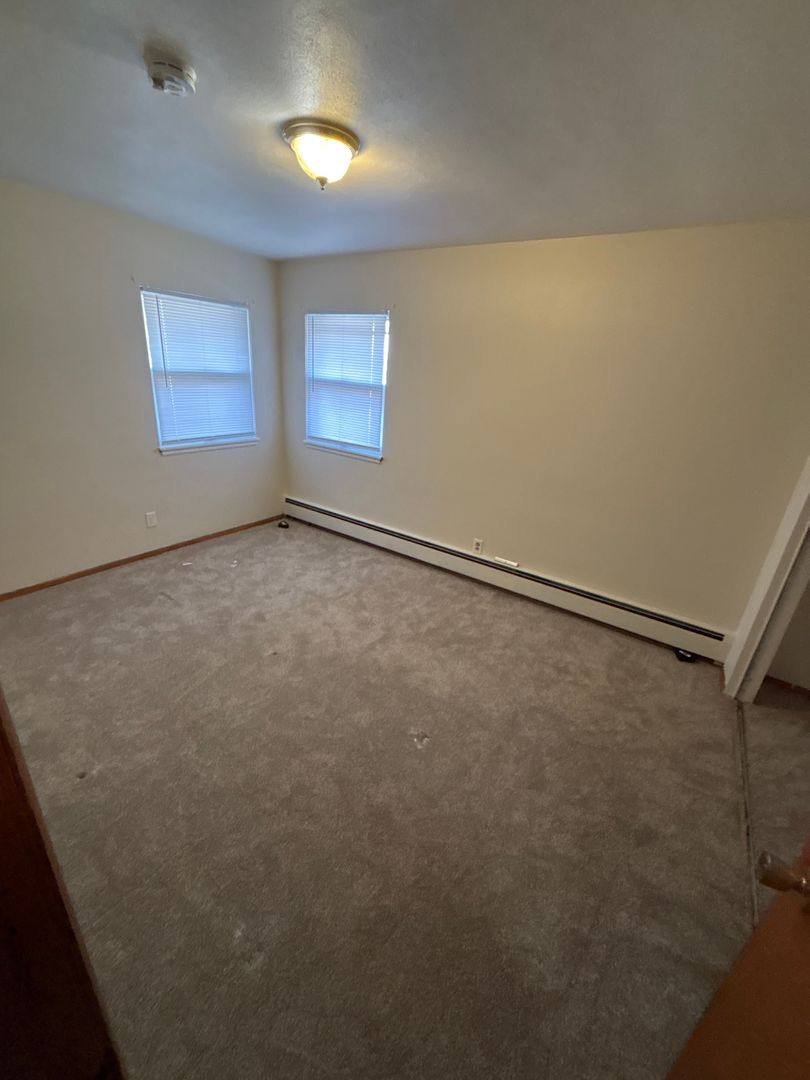 Apartment for rent at 595 Victoria St N, Saint Paul, MN 55104