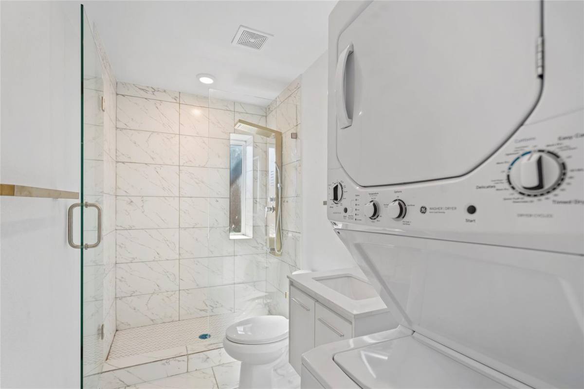 Apartment for rent at 5015 San Jacinto, Dallas, TX 75206