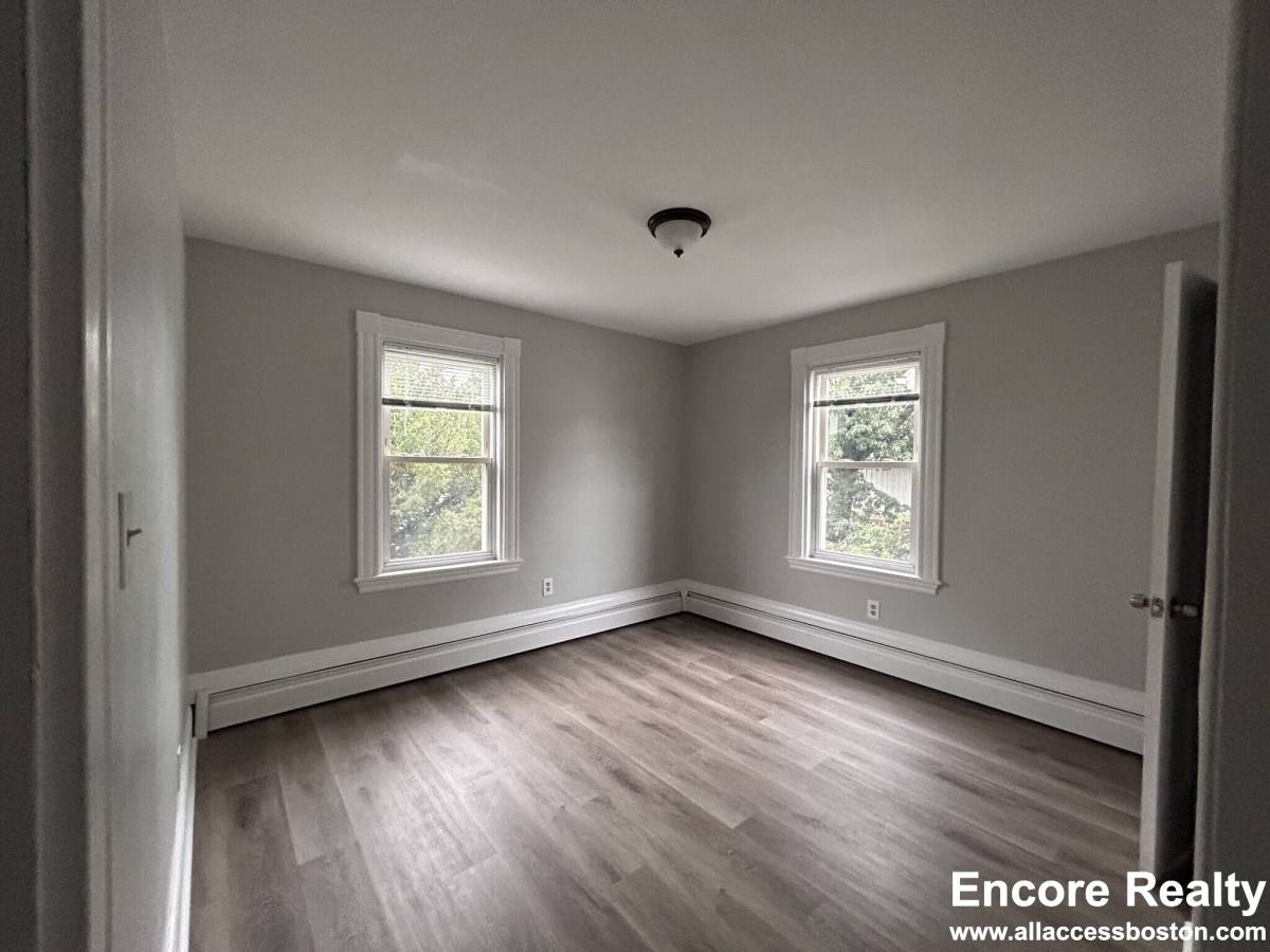Apartment for rent at 6 Swetts Court, Watertown, MA 02472