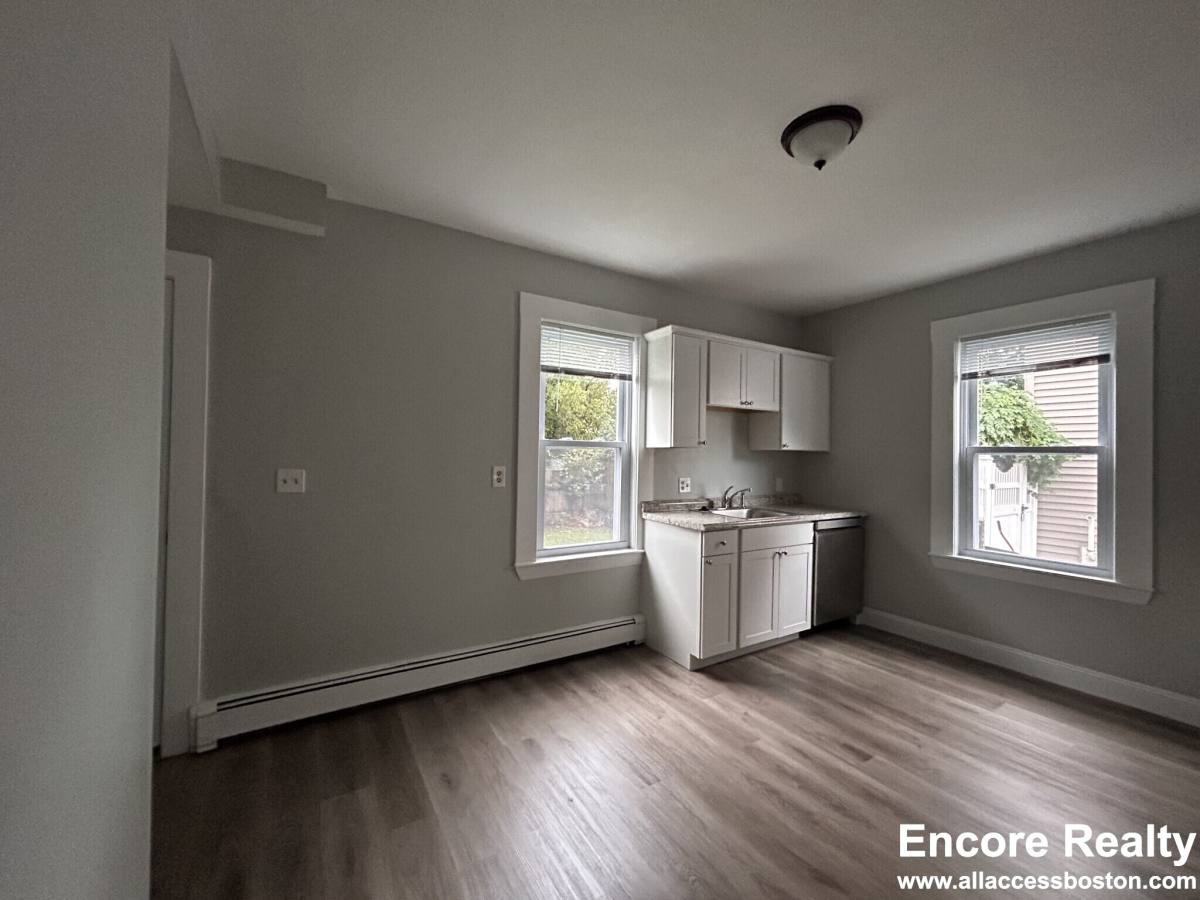 Apartment for rent at 6 Swetts Court, Watertown, MA 02472