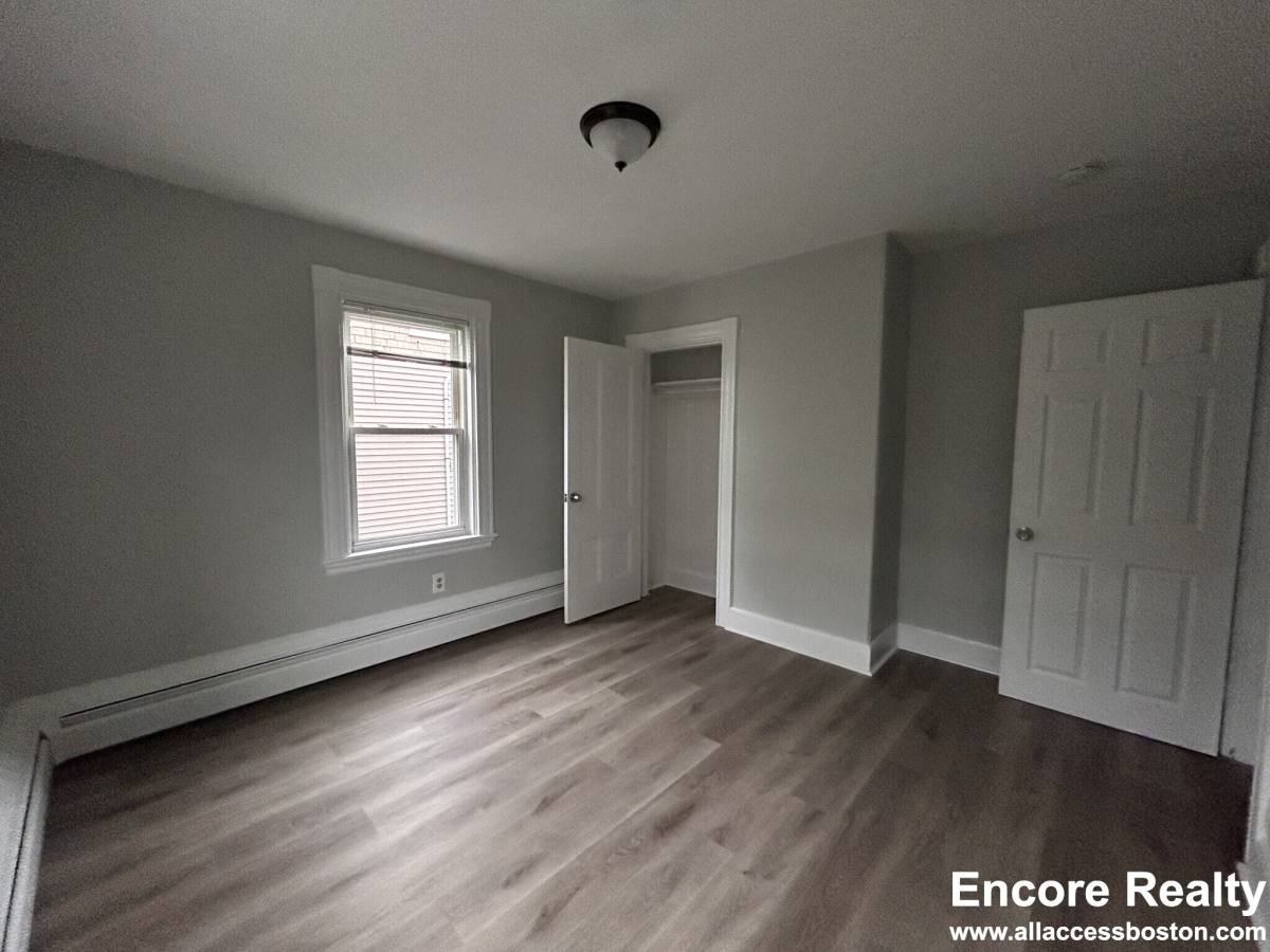 Apartment for rent at 6 Swetts Court, Watertown, MA 02472