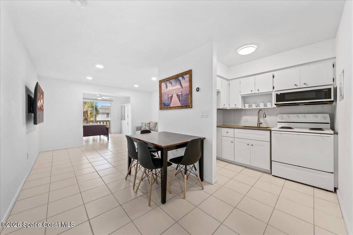 Apartment for rent at 419 Ocean Ave #205, Melbourne Beach, FL 32951