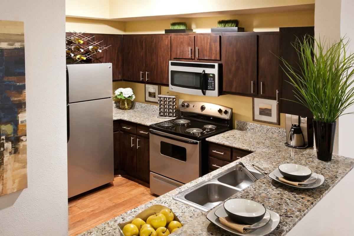 Apartment for rent at 8787 Woodway Dr #TPPT6, Houston, TX 77063