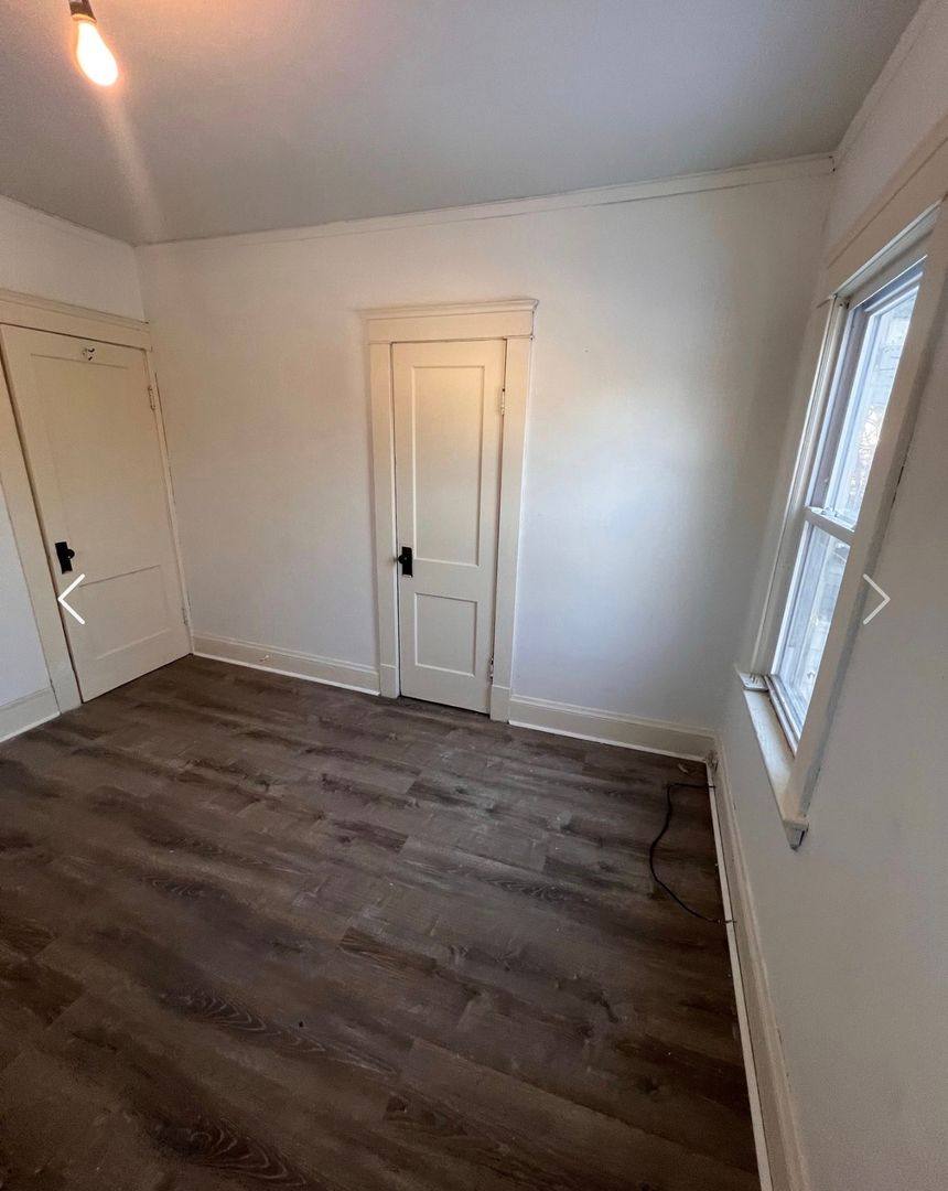 Apartment for rent at 9509 Parkview Ave, Cleveland, OH 44104
