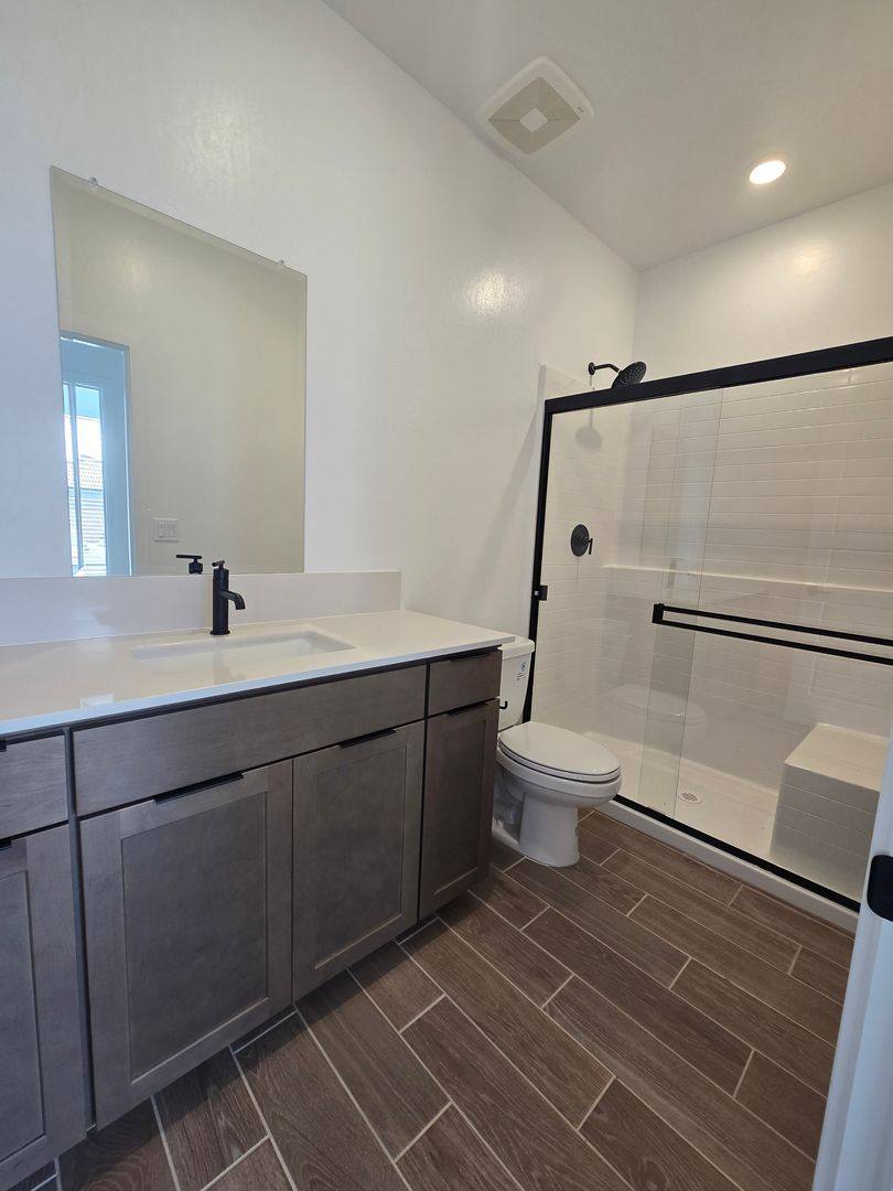 House for rent at 1455 N Frontier St, Hanford, CA 93230
