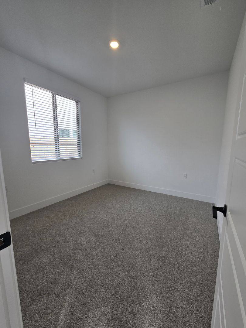 House for rent at 1455 N Frontier St, Hanford, CA 93230