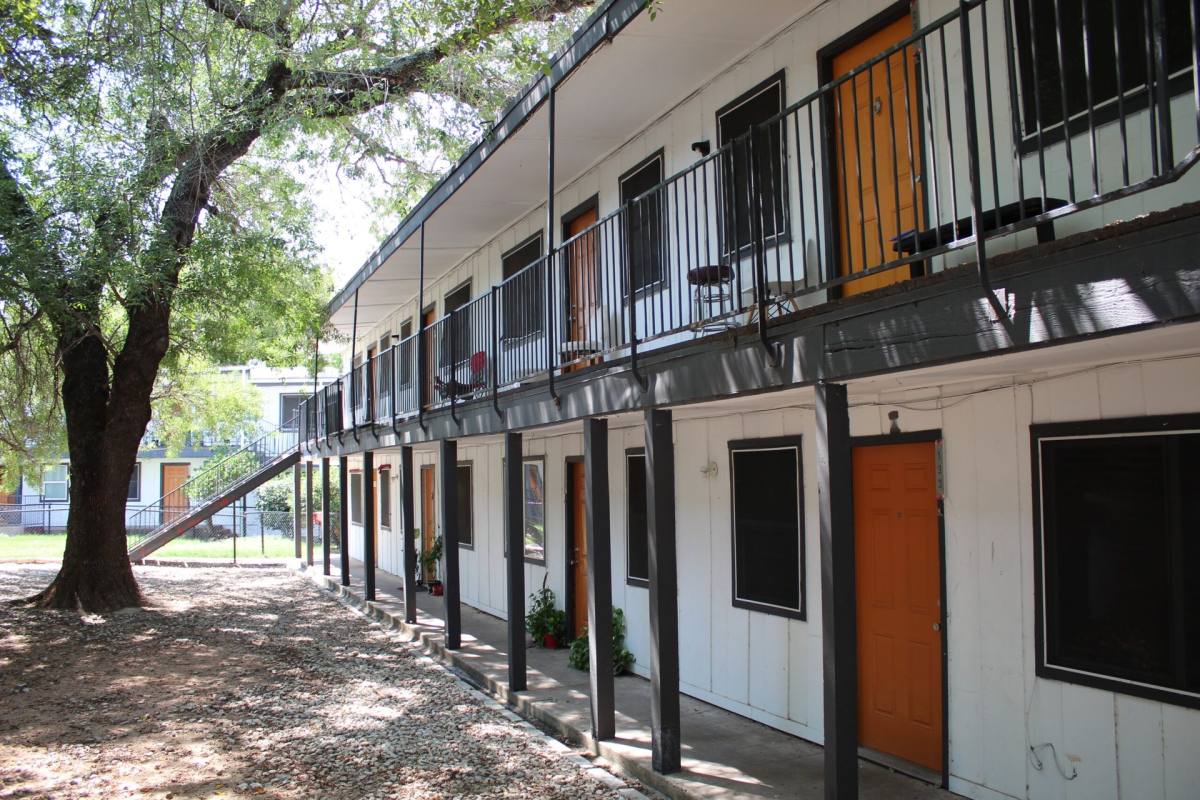 Apartment for rent at 6103 Manor Rd, Austin, TX 78723