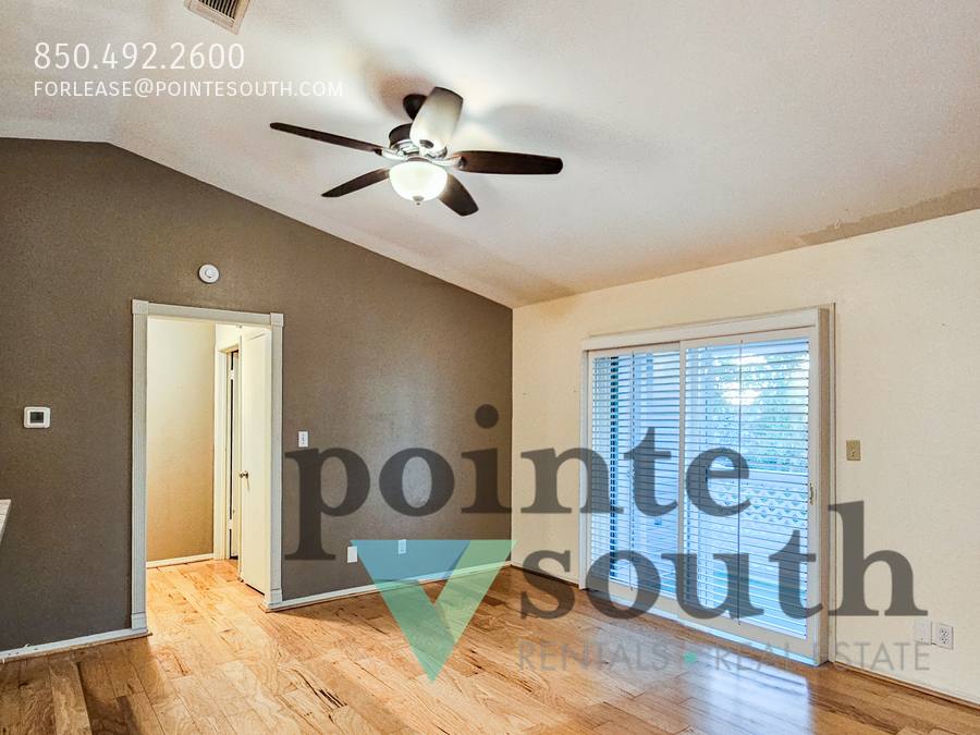 Townhouse for rent at 601 E Burgess Rd #E4, Pensacola, FL 32504