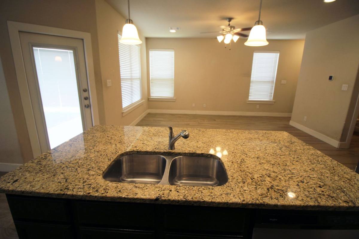 Townhouse for rent at 523 High Tech Dr, Georgetown, TX 78626