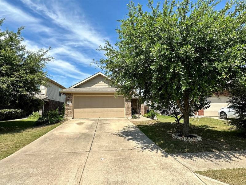 House for rent at 176 Housefinch Loop, Leander, TX 78641