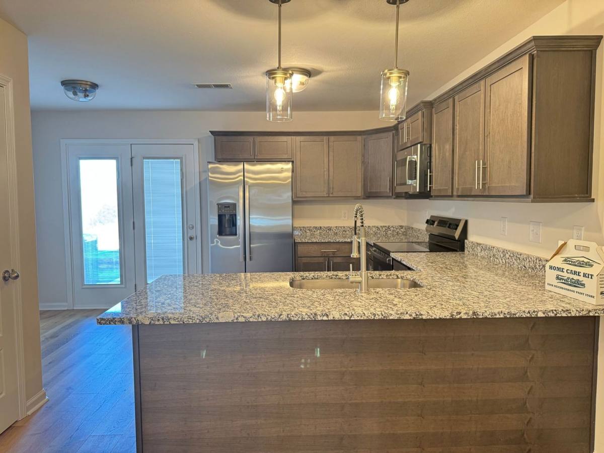Townhouse for rent at 130 Quarry Point Dr, Clarksville, TN 37043