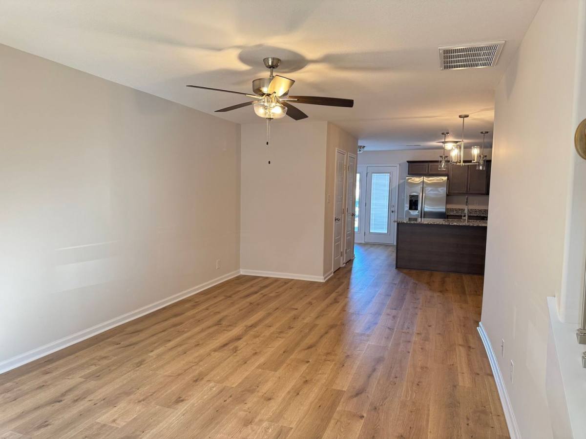 Townhouse for rent at 130 Quarry Point Dr, Clarksville, TN 37043