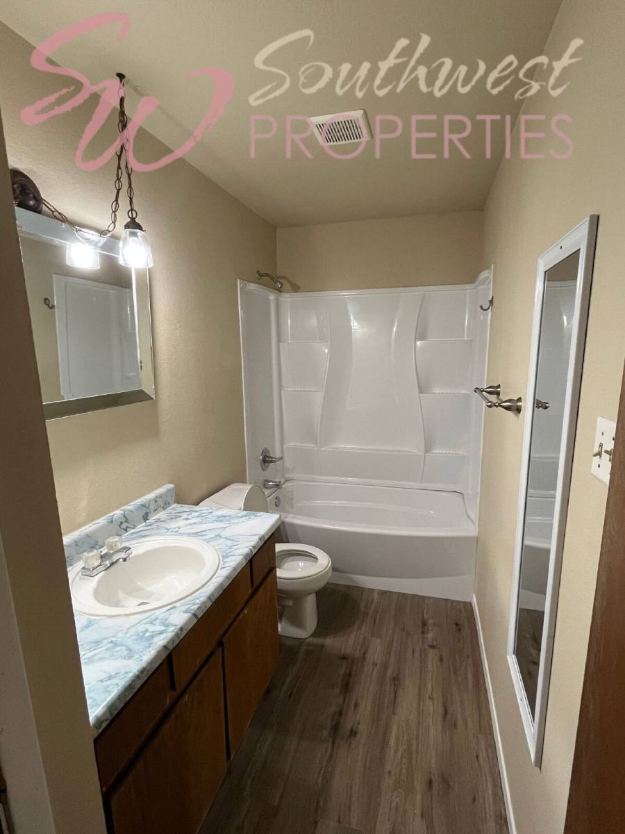 Apartment for rent at 1383 W McNeill St #5, Stephenville, TX 76401