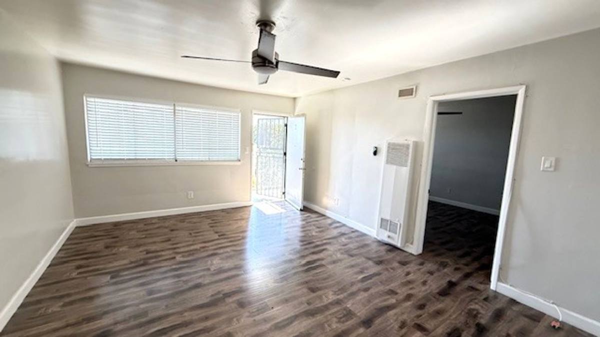 Apartment for rent at 6601 Crenshaw Blvd, Los Angeles, CA 90043