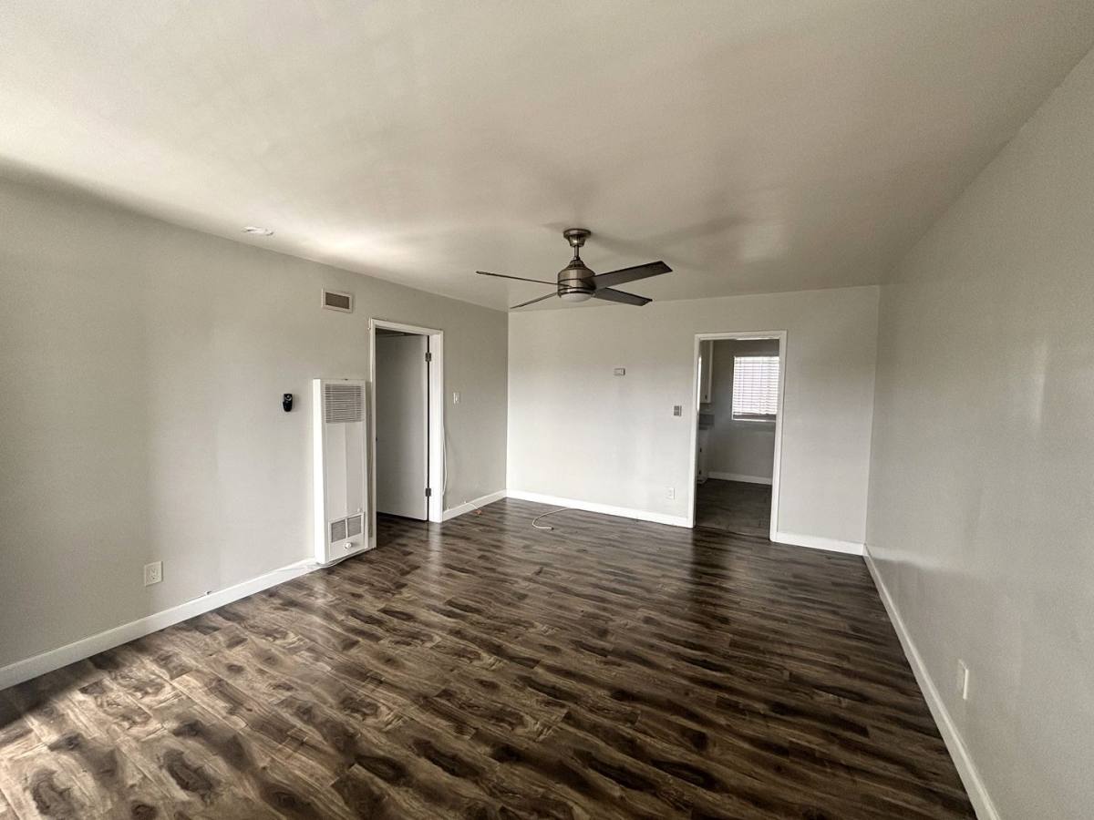 Apartment for rent at 6601 Crenshaw Blvd, Los Angeles, CA 90043