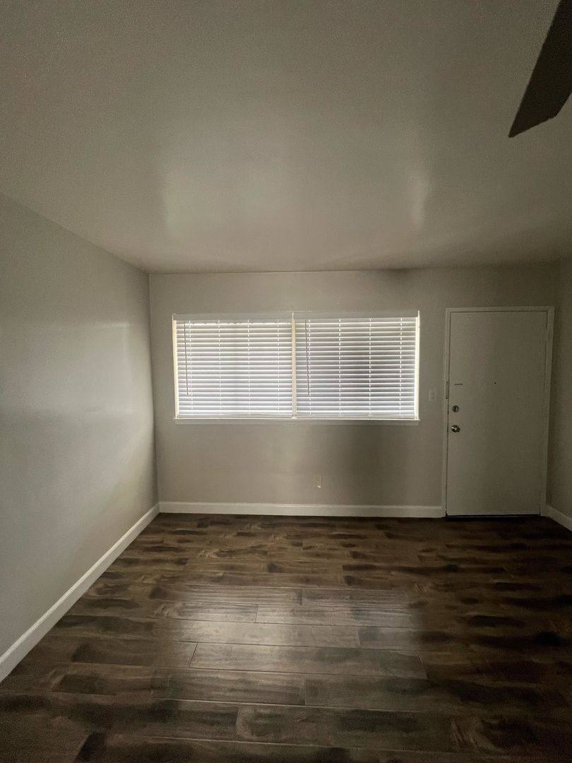 Apartment for rent at 6601 Crenshaw Blvd, Los Angeles, CA 90043