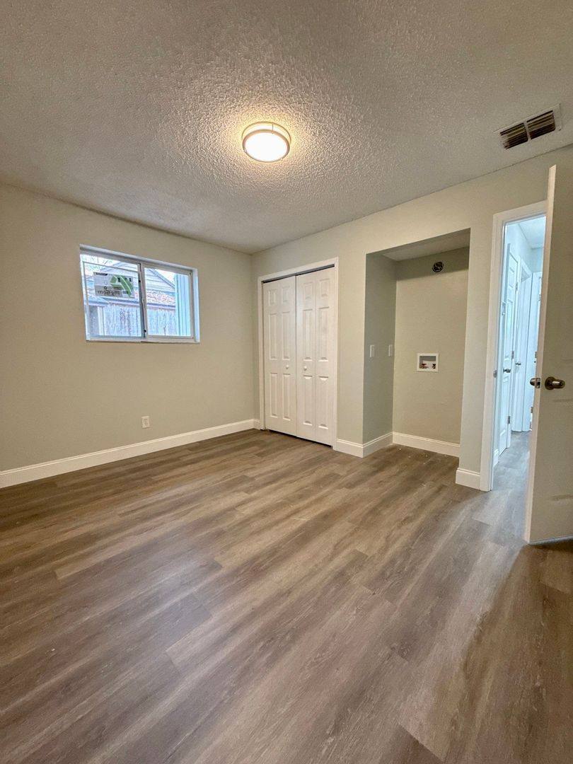 Apartment for rent at 5035 Westchase Court, Jacksonville, FL 32210