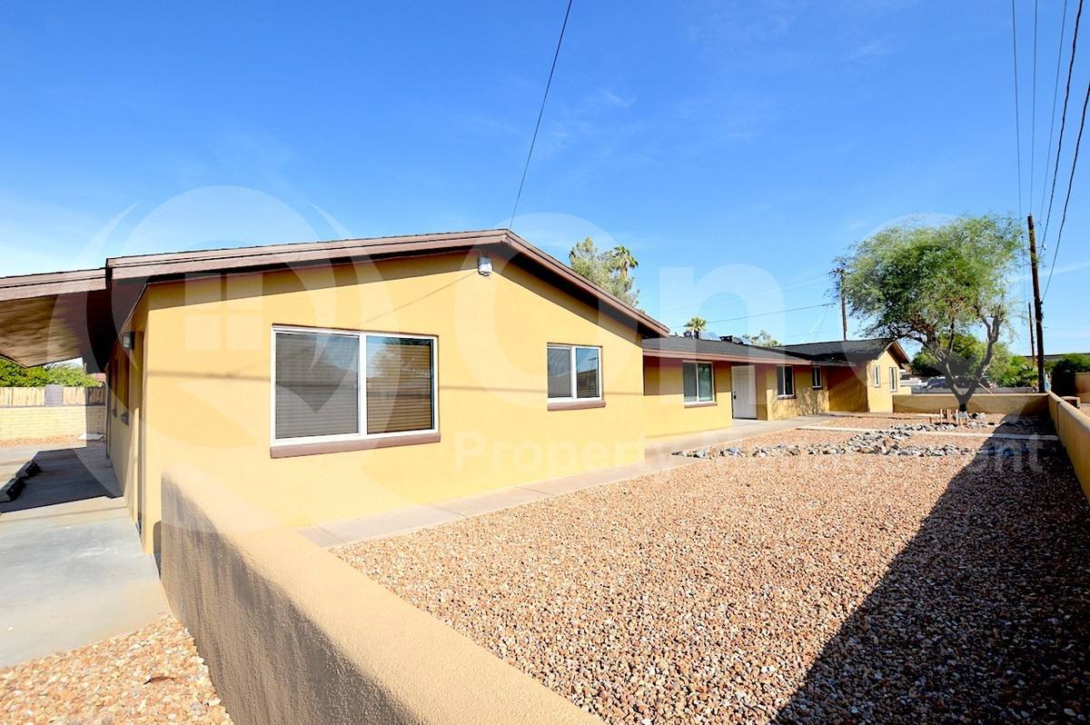 Apartment for rent at 1119 N 35th St #6, Phoenix, AZ 85008