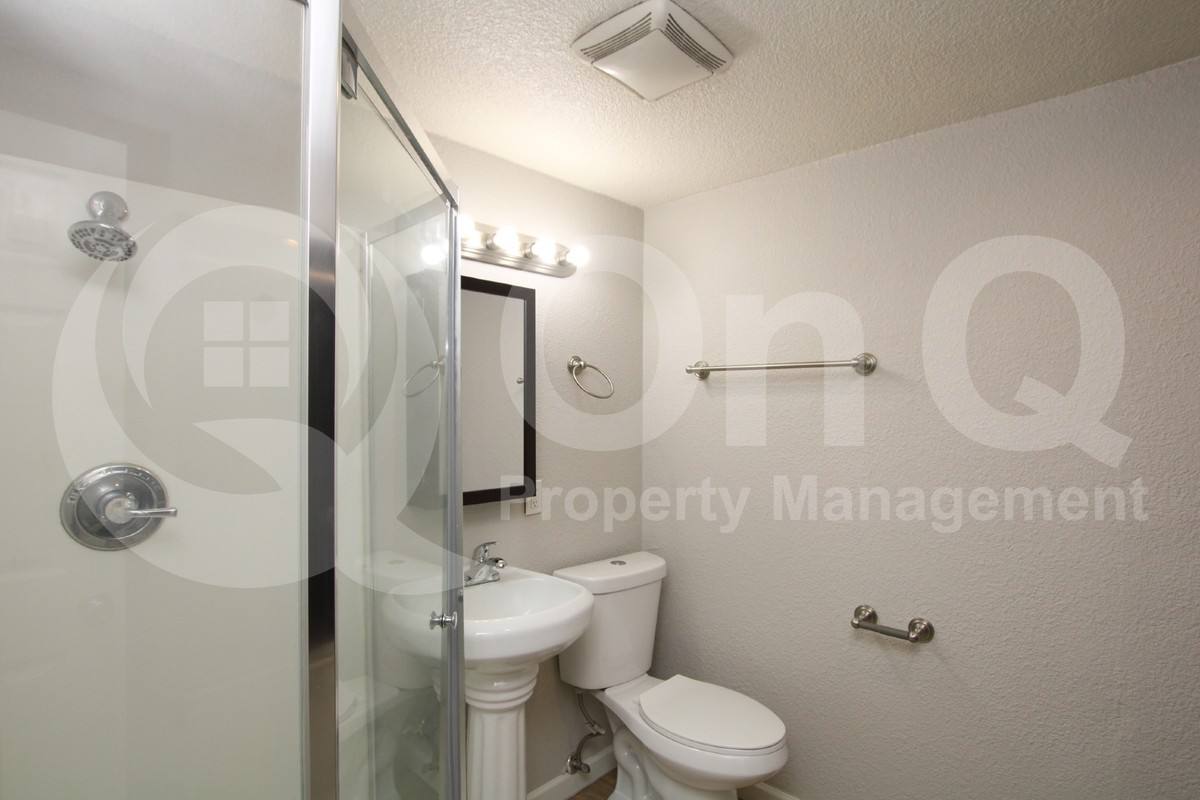 Apartment for rent at 1119 N 35th St #6, Phoenix, AZ 85008