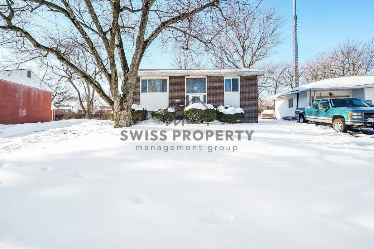 Apartment for rent at 3717 Beulah Rd #A, Columbus, OH 43224