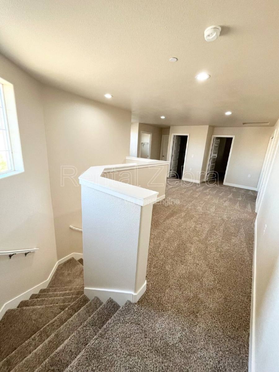House for rent at 1346 Playa Del Rey Dr, Merced, CA 95348