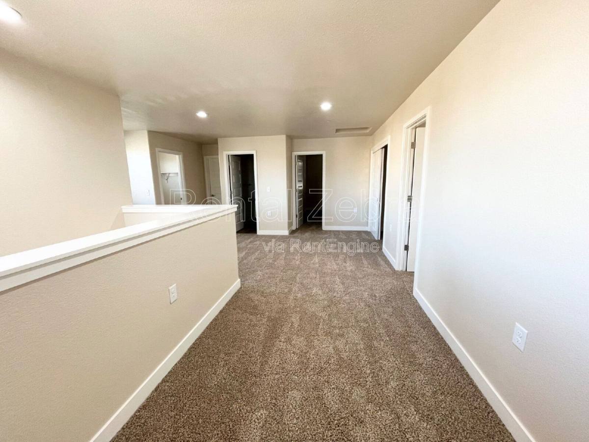 House for rent at 1346 Playa Del Rey Dr, Merced, CA 95348