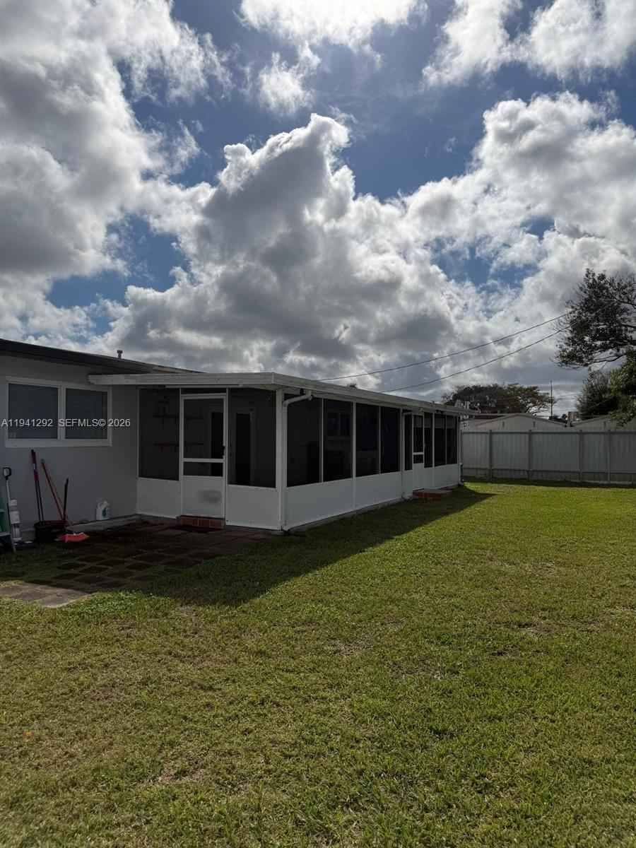 House for rent at 3030 SW 96th Ave, Miami, FL 33165