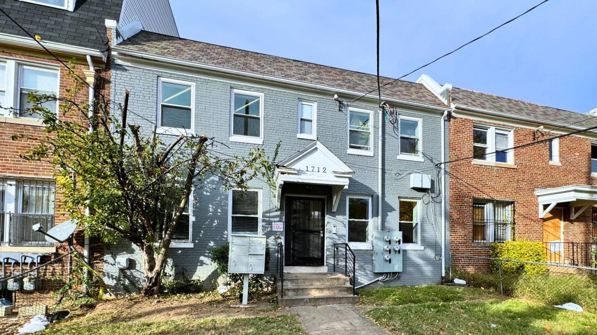 Condo for rent at 1712 R St SE 1, Washington, DC 20020