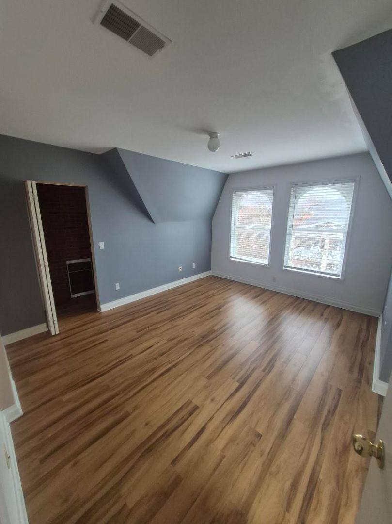 Apartment for rent at 158 Park St, Buffalo, NY 14201