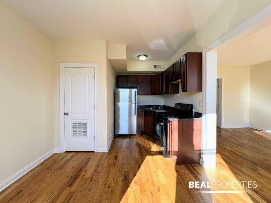 Apartment for rent at 347 Park #2, Glencoe, IL 60022