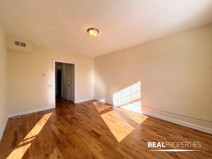 Apartment for rent at 347 Park #2, Glencoe, IL 60022