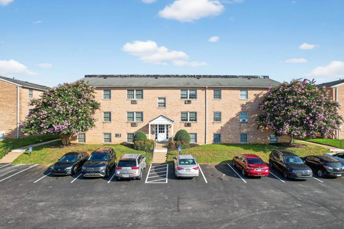 Apartment for rent at Alexander Arms, 4800 Township Line Rd #D-08, Drexel Hill, PA 19026