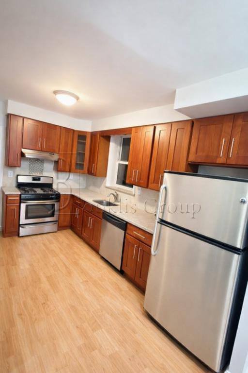 Apartment for rent at 1723 Crosby Ave #3, Bronx, NY 10461
