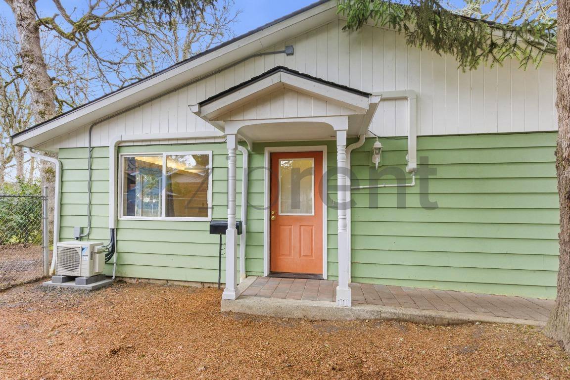 House for rent at 1865 Brookside Ave NW, Salem, OR 97304