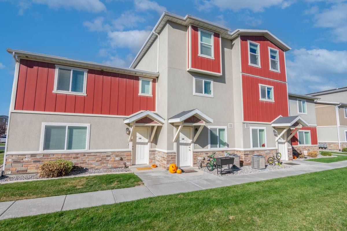 Apartment for rent at 190 E 630 N, Vineyard, UT 84059